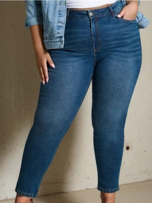 Sinsay - Jeansy mom fit - granatowy