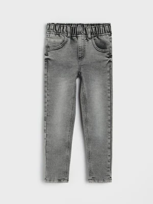Sinsay - Jeansy relaxed skinny z domieszką wiskozy - szary