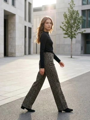 Sinsay - Jeansy straight w panterkę - wielobarwny
