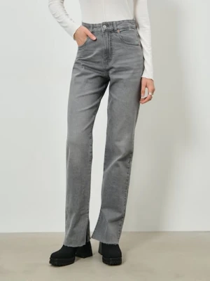 Sinsay - Jeansy straight z efektem sprania - szary