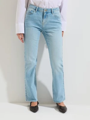 Sinsay - Jeansy straight z efektem sprania - turkusowy