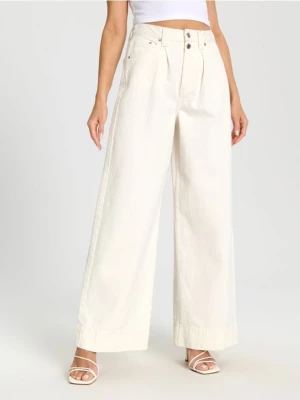 Sinsay - Jeansy wide leg high waist - kremowy