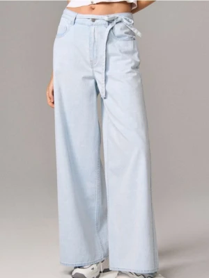 Sinsay - Jeansy wide leg high waist z paskiem - niebieski