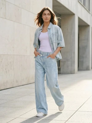 Sinsay - Jeansy wide leg mid waist z krzyżowanym pasem - niebieski