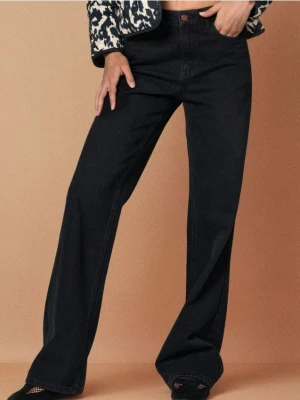 Sinsay - Jeansy wide leg z wysokim stanem - czarny