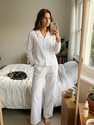 Sinsay - Jednolita piżama dwuczęściowa - biały