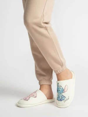 Sinsay - Kapcie z nadrukiem Stitch - kremowy