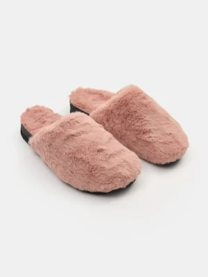 Sinsay - Kapcie ze sztucznym futerkiem - beżowy