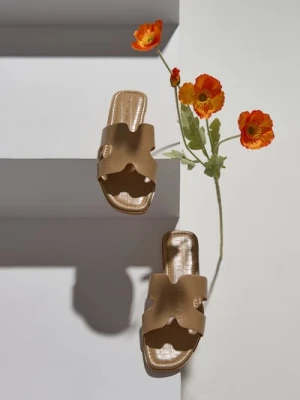 Sinsay - Klapki - kremowy