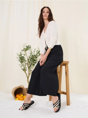 Sinsay - Klapki z materiałowymi paskami - czarny