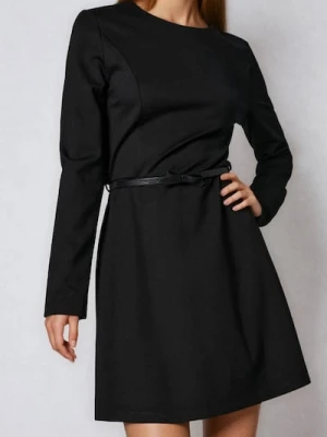 Sinsay - Klasyczna sukienka mini z paskiem i wiskozą - czarny