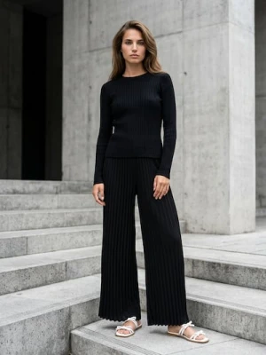 Sinsay - Klasyczny prążkowany sweter - czarny