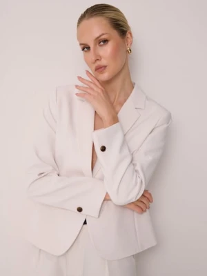 Sinsay - Klasyczny żakiet zapinany na guzik - kremowy
