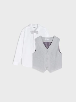 Sinsay - Komplet: Koszula z kamizelką i muszką - biały