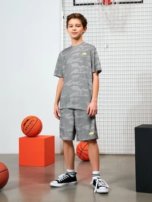 Sinsay - Komplet: koszulka i szorty Active - wielobarwny