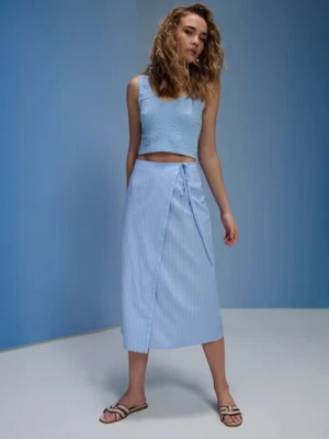 Sinsay - Kopertowa spódnica midi w pionowe paski - błękitny