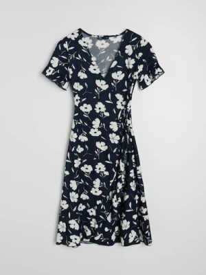 Sinsay - Kopertowa sukienka midi w kwiaty - czarny
