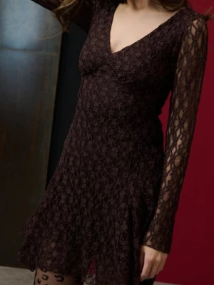 Sinsay - Koronkowa sukienka mini - brązowy