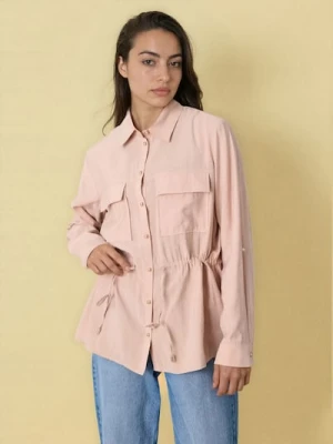 Sinsay - Koszula z kieszeniami cargo i wiązaniem w talii - beżowy