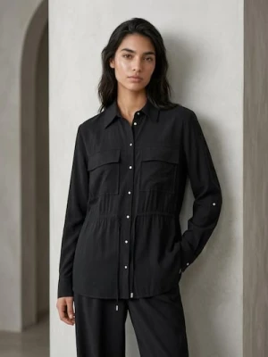 Sinsay - Koszula z kieszeniami cargo i wiązaniem w talii - czarny