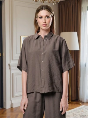 Sinsay - Koszula z krótkim rękawem i kołnierzykiem z modalem - brązowy