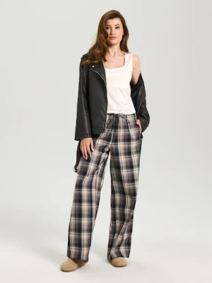 Sinsay - Koszulka na ramiączkach - kremowy