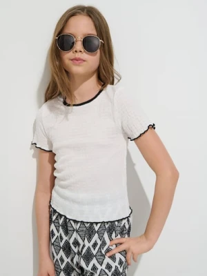 Sinsay - Koszulka z kontrastową lamówką - kremowy