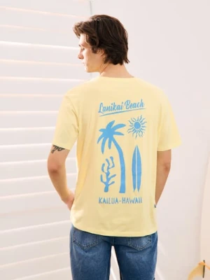 Sinsay - Koszulka z nadrukiem na plecach - żółty