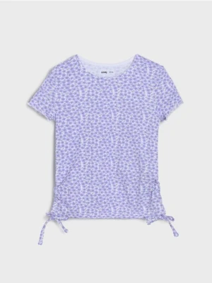 Sinsay - Koszulka z prążkowanej dzianiny we wzór kwiatowy z marszczeniami po bokach - wielobarwny