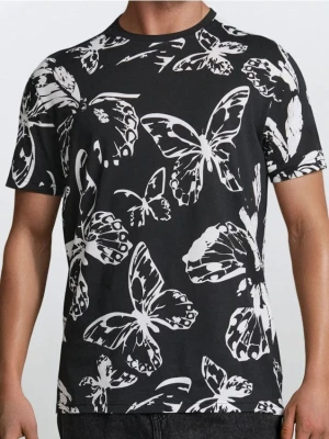 Sinsay - Koszulka ze wzorem allover w motyle - czarny
