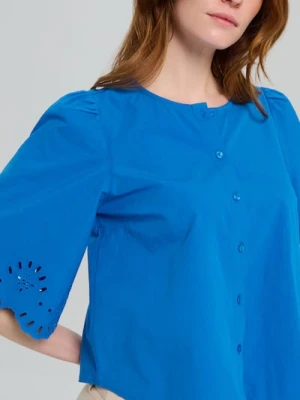 Sinsay - Koszulowa bluzka z ażurowym wykończeniem rękawa - niebieski