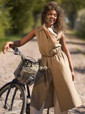 Sinsay - Koszulowa sukienka midi z paskiem - brązowy