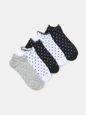 Sinsay - Krótkie skarpetki w groszki 5 pack - biały