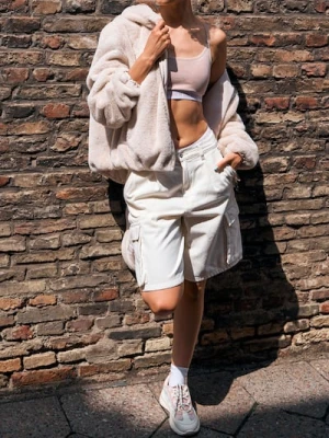 Sinsay - Kurtka rozpinana z kapturem - kremowy