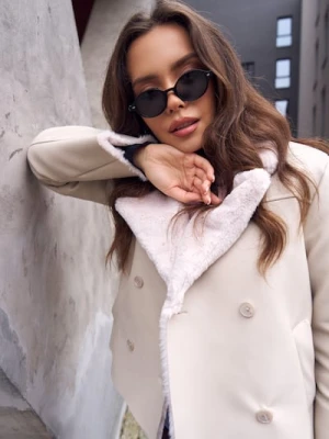 Sinsay - Kurtka sherpa z ocieplanym futerkiem - kremowy