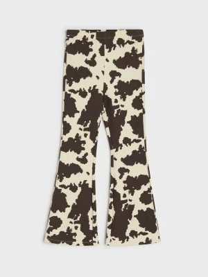 Sinsay - Legginsy flare w krowie łaty - wielobarwny