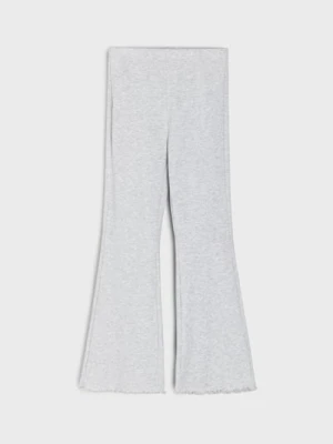 Sinsay - Legginsy flare z ozdobnymi dżetami - szary