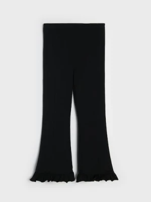 Sinsay - Legginsy flare z ozdobnymi falbankami - czarny