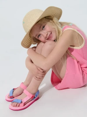 Sinsay - Lekkie sandały sportowe z regulowanymi paskami - różowy