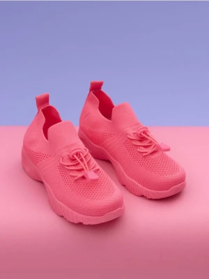 Sinsay - Lekkie sneakersy - różowy