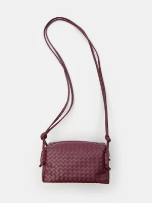 Sinsay - Mała pleciona torebka na ramię - bordowy