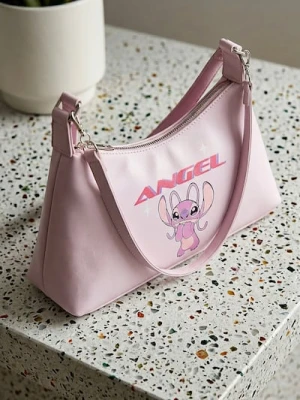 Sinsay - Mała torebka na ramię z łańcuszkiem Stitch - różowy