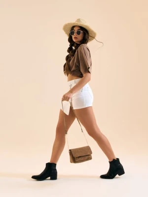 Sinsay - Mała torebka z imitacji zamszu - beżowy