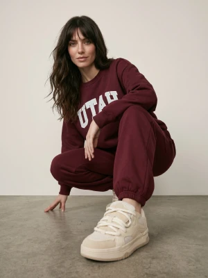 Sinsay - Masywne sneakersy z siateczką i grubymi sznurówkami - beżowy