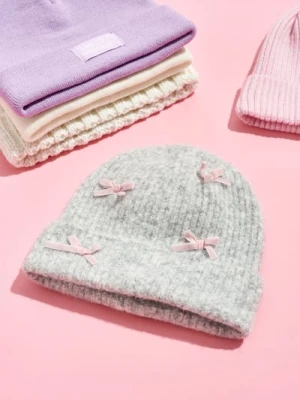 Sinsay - Miękka czapka z velvetowymi kokardkami - szary