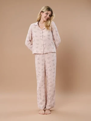 Sinsay - Muślinowa piżama z kołnierzykiem z nadrukiem w psy - różowy