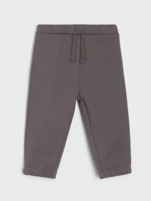 Sinsay - Ocieplane spodnie jogger - brązowy