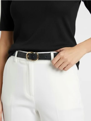 Sinsay - Pasek z imitacji skóry ze złotą klamrą - czarny