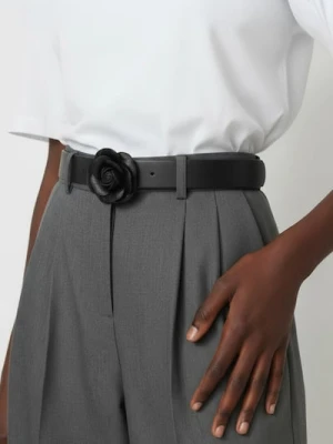 Sinsay - Pasek z klamrą w kształcie róży - czarny