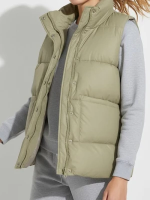 Sinsay - Pikowana kamizelka ze stójką - zielony